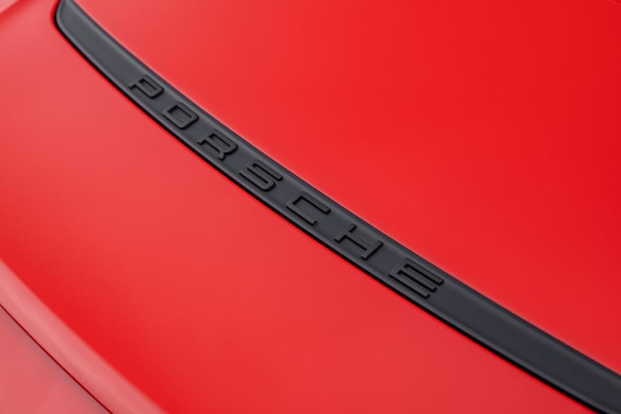 Детали экстерьера Porsche 911 Speedster (991) 2019 года  (NA) (фото 16 из 41)